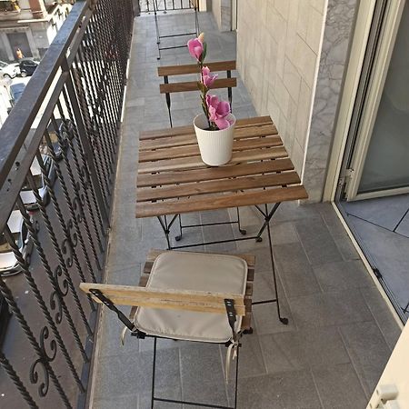In The Center Rooms Napoli Exterior foto