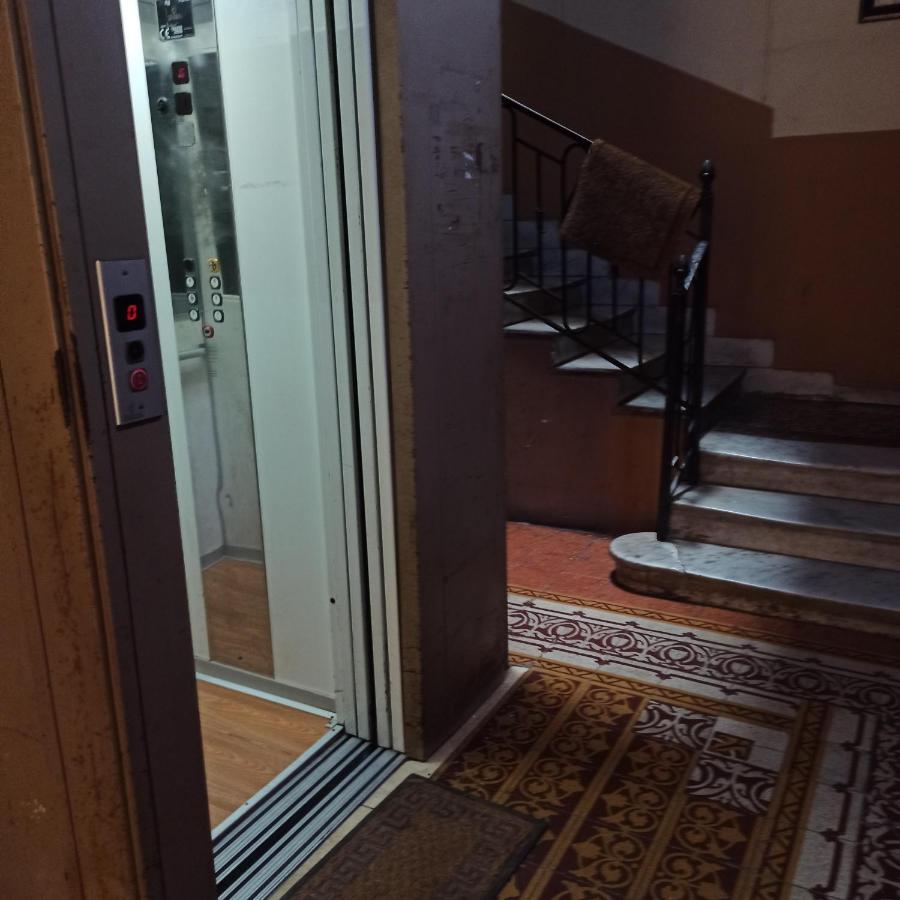 In The Center Rooms Napoli Exterior foto