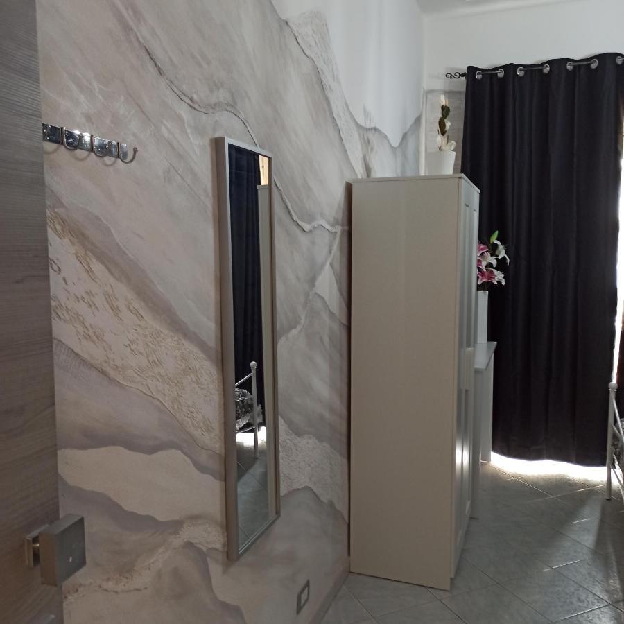 In The Center Rooms Napoli Exterior foto