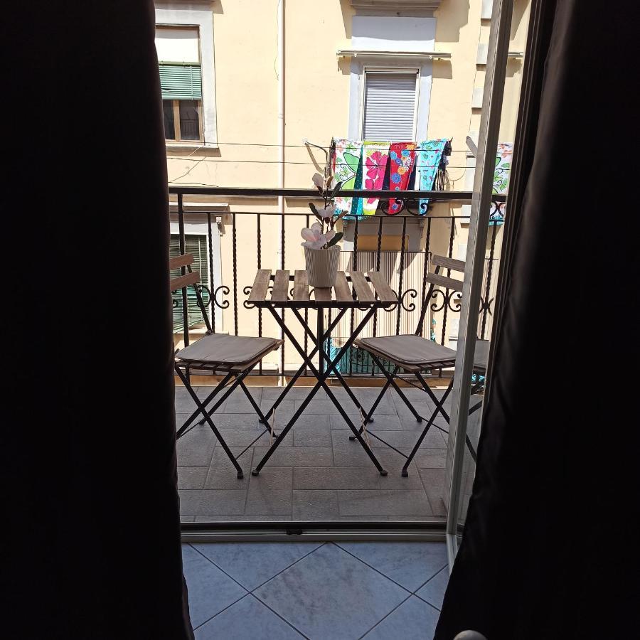In The Center Rooms Napoli Exterior foto