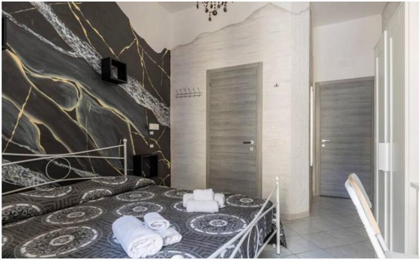 In The Center Rooms Napoli Exterior foto
